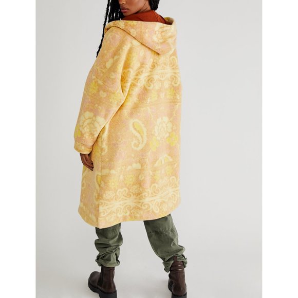 🎉LAST CHANCE🎉 FREE PEOPLE Cozy Printed Blanket Hoodie / Sunset Combo - Picture 2 of 13